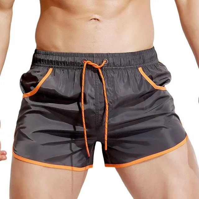 2018 New men sport beach shorts