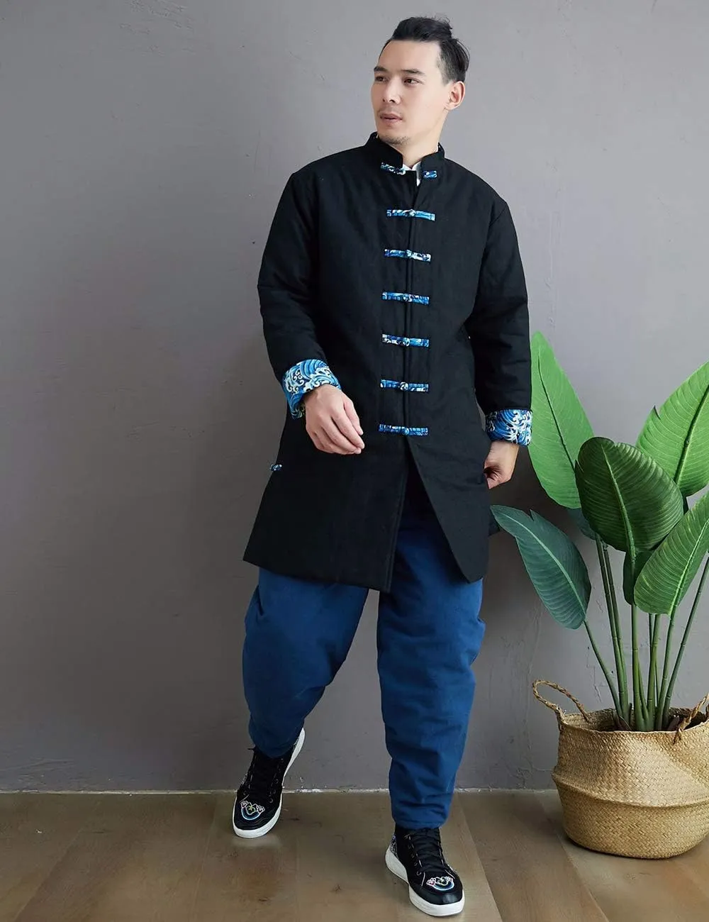 Chinese Traditional Men's Cotton Padded Jacket Coat Contrast Color Buttons Wadded Winter Jacket Thick and Warm