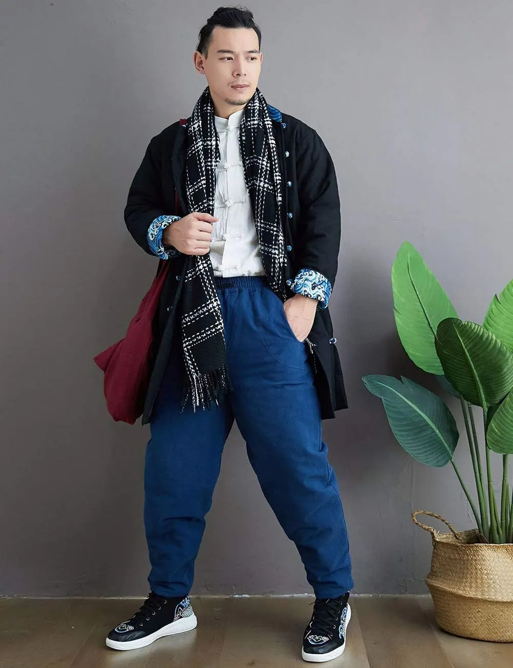Chinese Traditional Men's Cotton Padded Jacket Coat Contrast Color Buttons Wadded Winter Jacket Thick and Warm