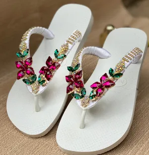 Sparkling Resort Look Sandals Jeweled Flip Flops Gift for Summer Vacation