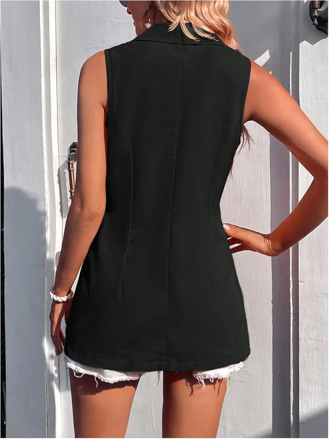 WDIRARA Women's Button Down Sleeveless Blazer Lapel Neck Casual Dressy Jacket Waistcoat
