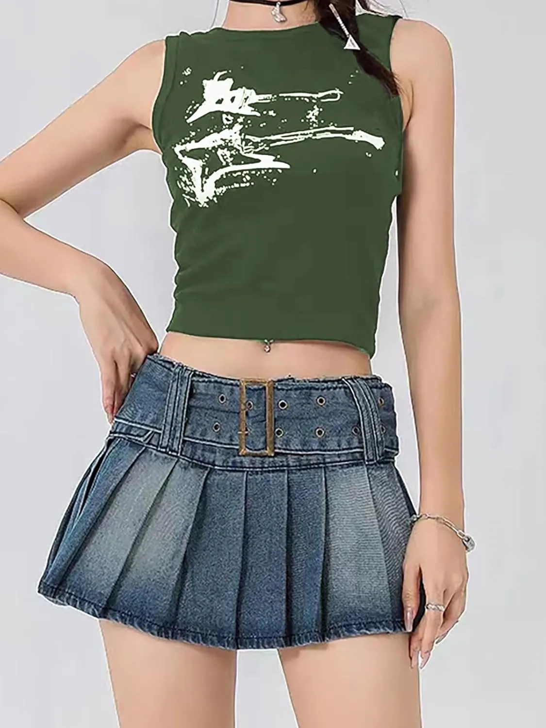 Xineicy Women's Star Sleeveless Crop Top Vintage Y2k Tops Round Neck Racerback Tank Tops Casual Tee